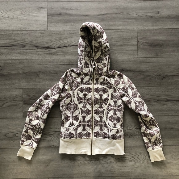 Rare Lululemon Scuba Yoga Hoodie - Picture 4 of 8